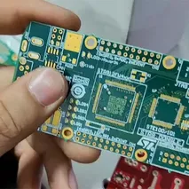 Лазерная маркировка QR-кода печатной платы