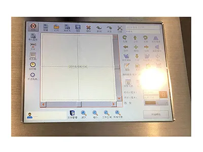 LCD сенсорный экран